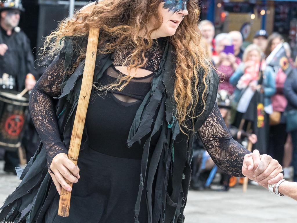 សារៈសំខាន់នៃព្រឹត្តិការណ៍មួយចំនួនក្នុងសង្គម